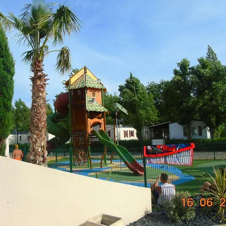 La Carabasse Camping Vias